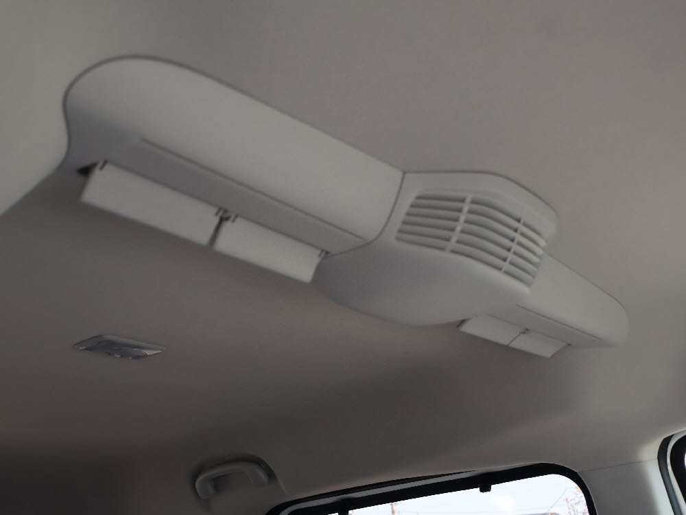 スズキ　スペーシアHYBRID　X　オーディオレス18枚目