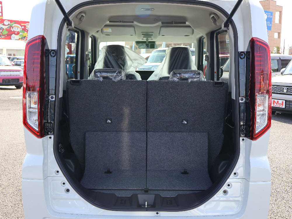 スズキ　スペーシアHYBRID　X　オーディオレス5枚目