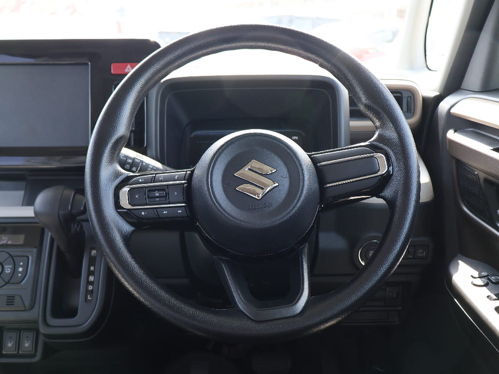 スズキ　スペーシアHYBRID　X　オーディオレス7枚目