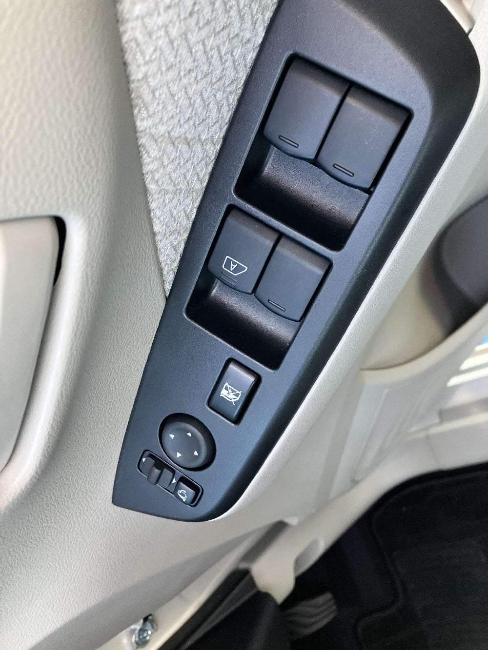 ミツビシ　ｅＫワゴン　M13枚目