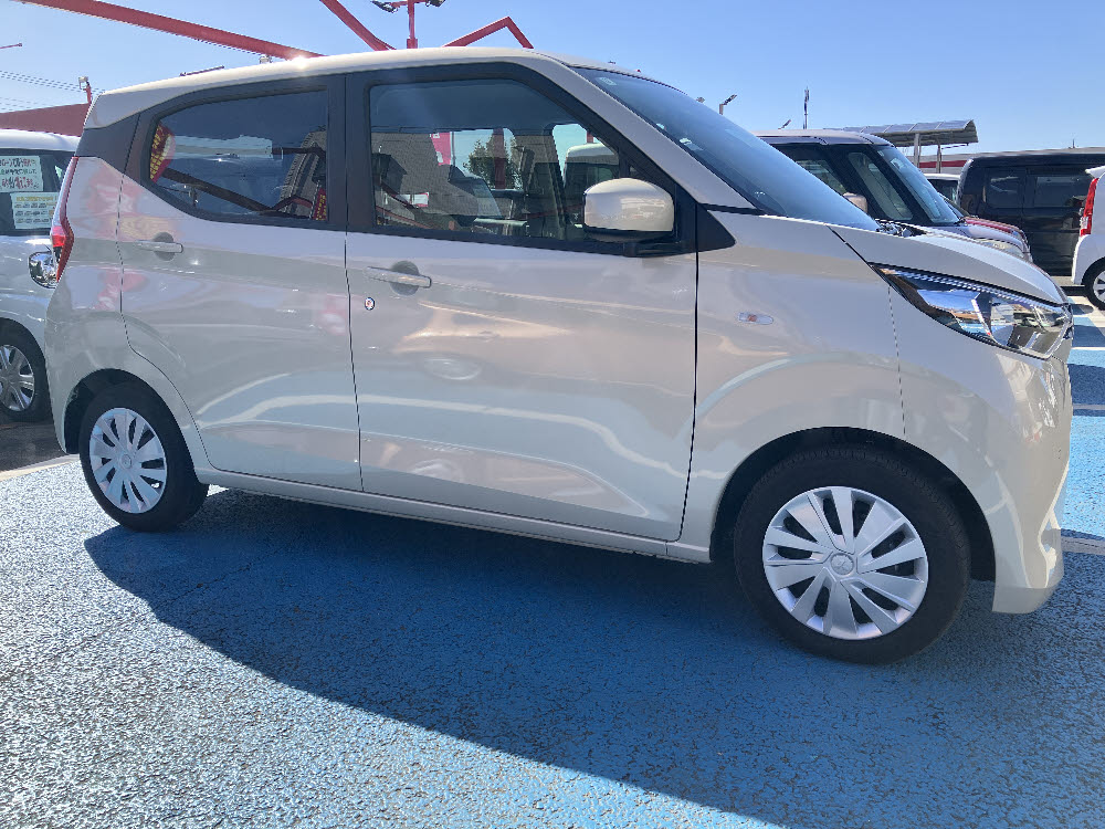 ミツビシ　ｅＫワゴン　M3枚目