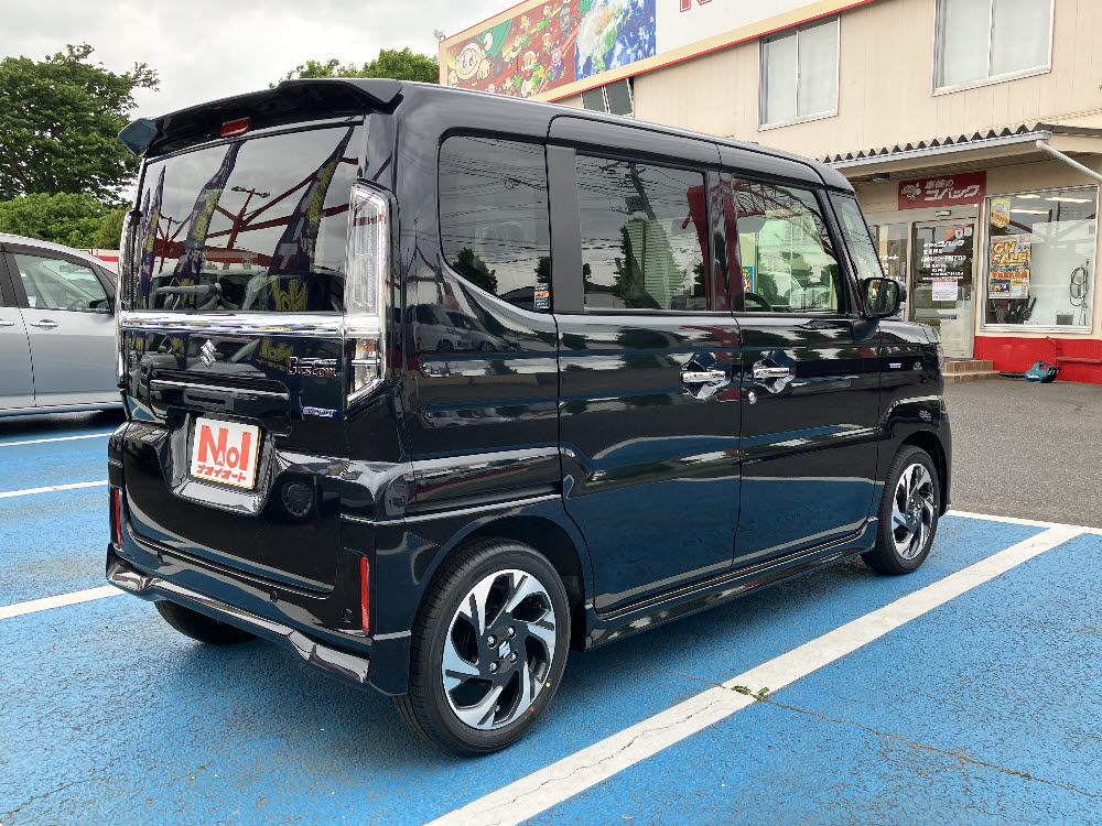 スズキ スペーシアカスタム HYBRID XS4枚目