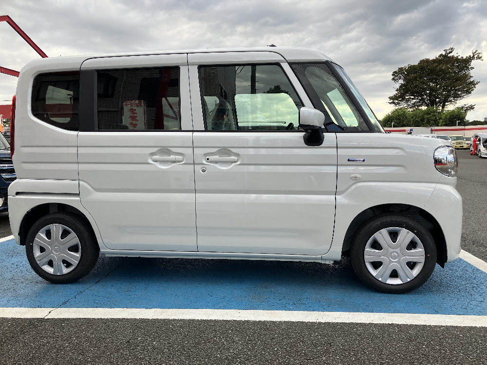 スズキ　スペーシア　HYBRID　G　3枚目