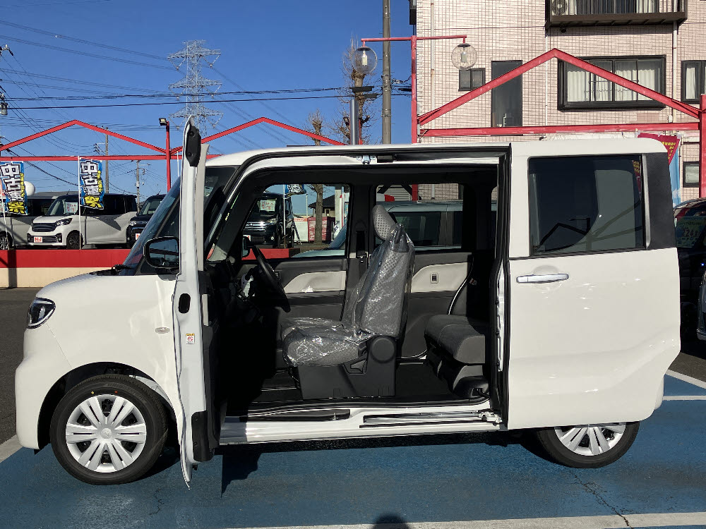 ダイハツ　タント　L　8枚目