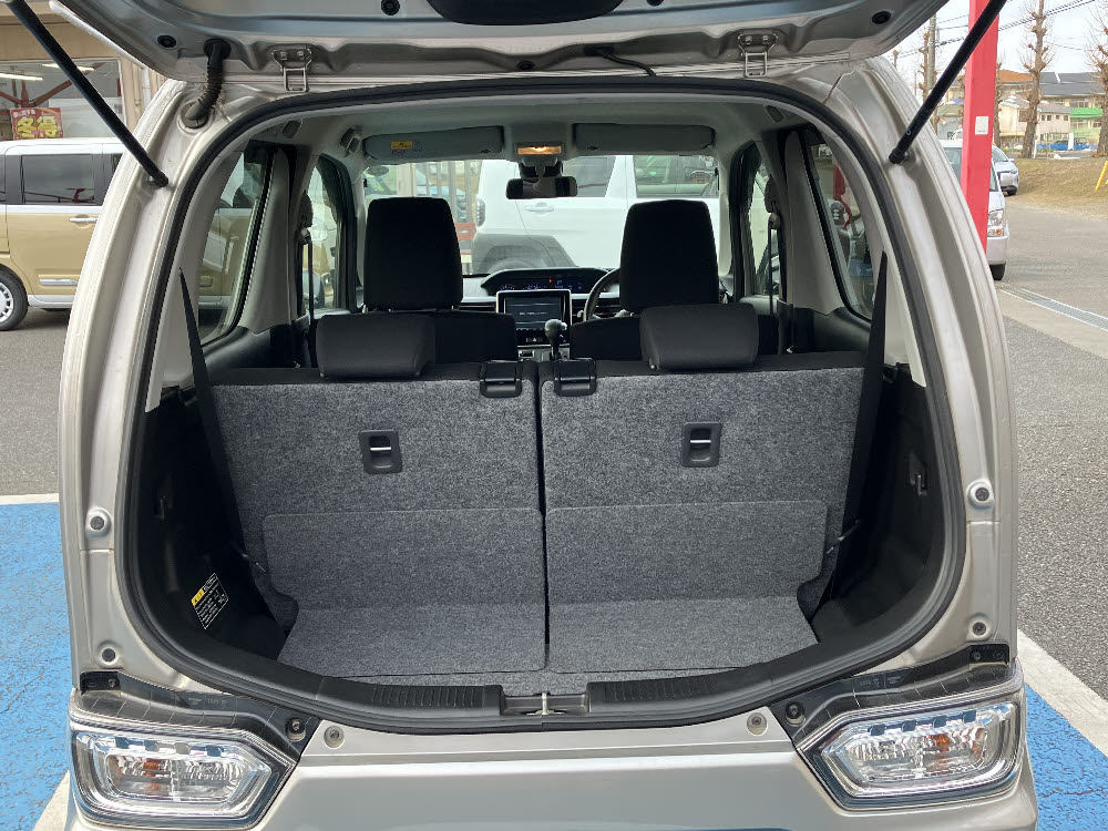 スズキ　ワゴンＲスティングレー　HYBRID　X9枚目