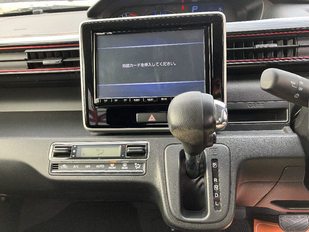 スズキ　ワゴンＲスティングレー　HYBRID　X18枚目