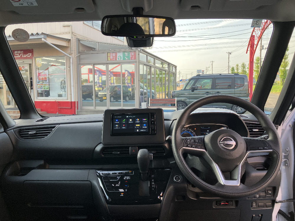 ニッサン　ルークス　ハイウェイスターX12枚目