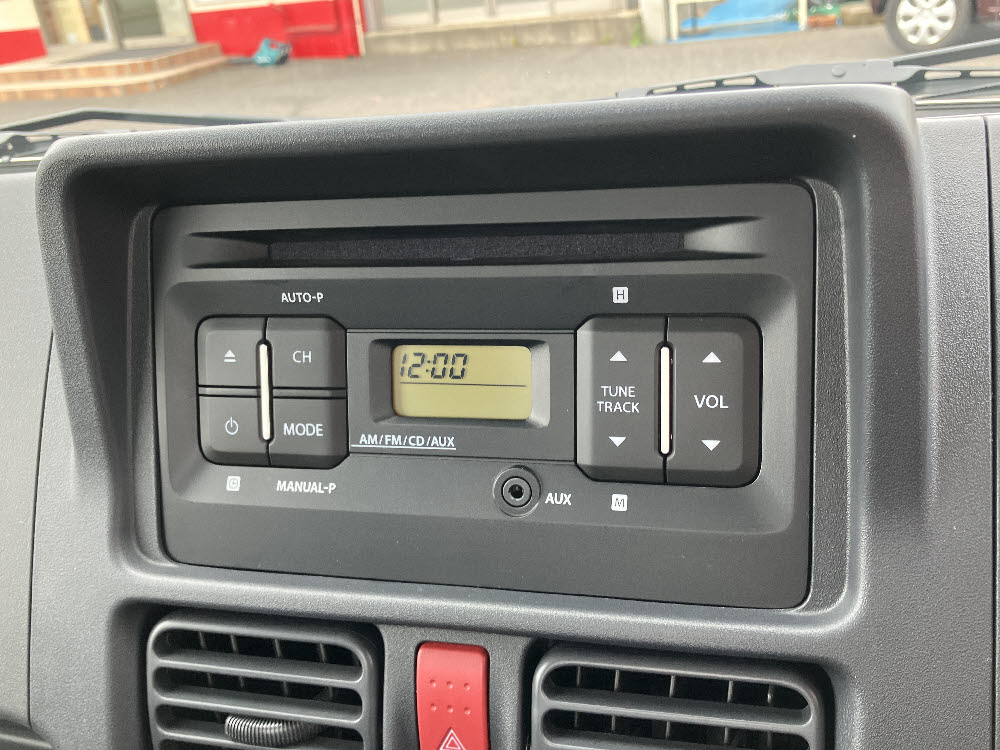 ニッサン　ＮＴ１００クリッパー　ＧＸ　4ＷＤ　5MT17枚目