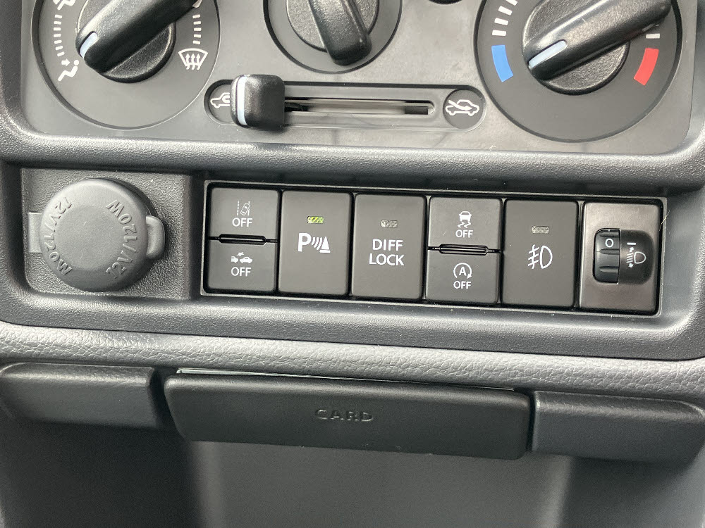 ニッサン　ＮＴ１００クリッパー　ＧＸ　4ＷＤ　5MT19枚目