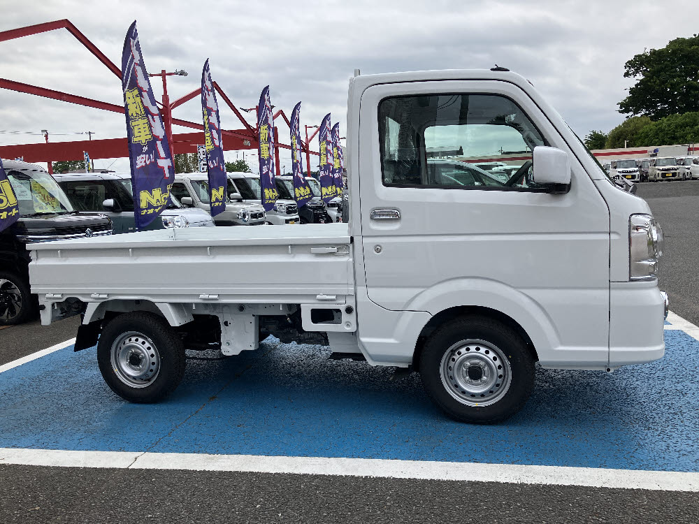 ニッサン　ＮＴ１００クリッパー　ＧＸ　4ＷＤ　5MT3枚目