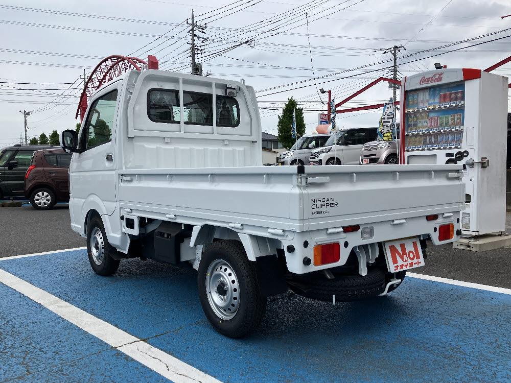 ニッサン　ＮＴ１００クリッパー　ＧＸ　4ＷＤ　5MT6枚目
