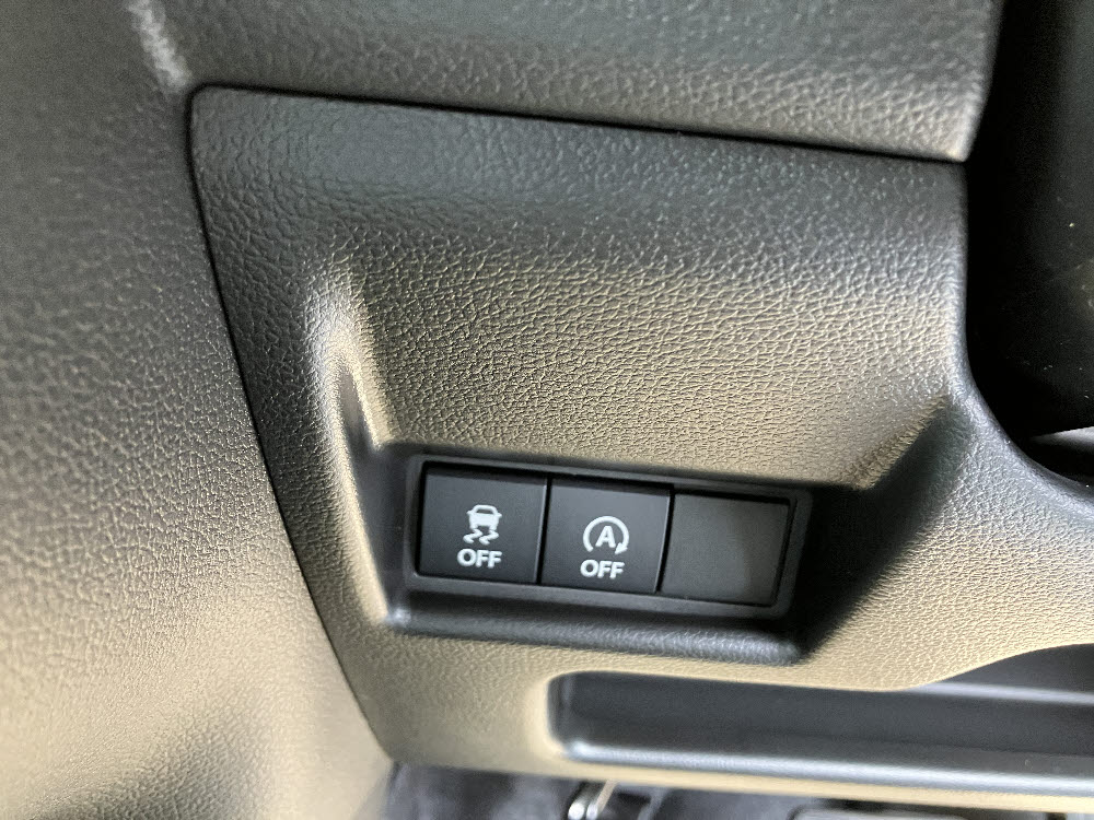 スズキ スペーシア HYBRID X15枚目