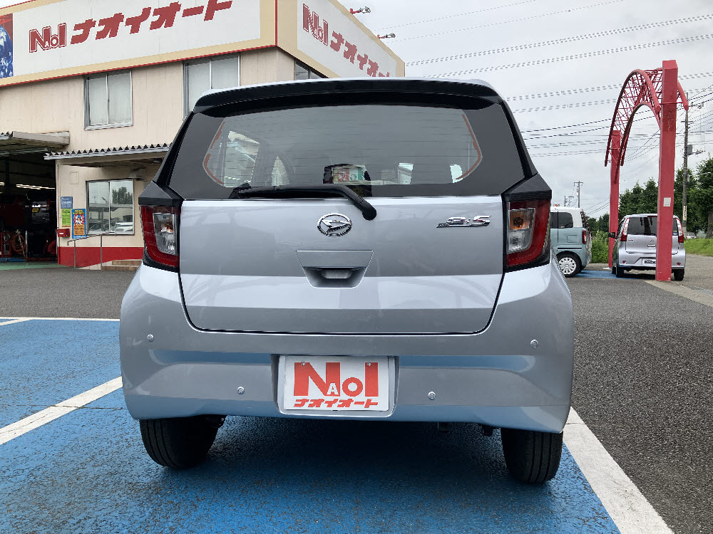 ダイハツ ミライース L-SAⅢ5枚目