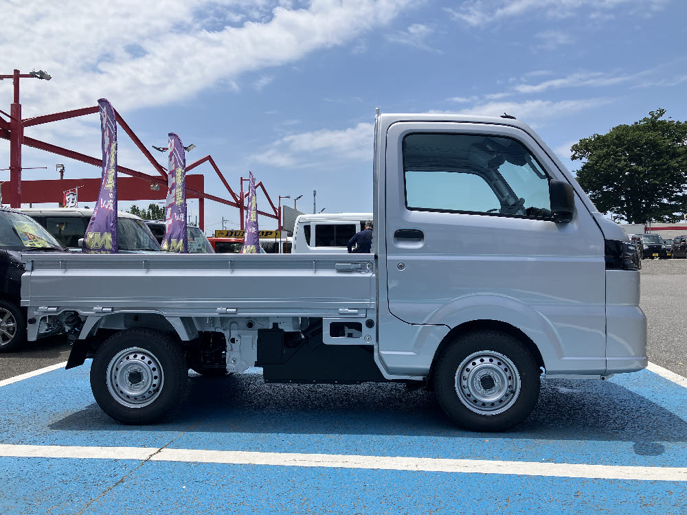 スズキ キャリィ KC 4WD 5MT 4枚目
