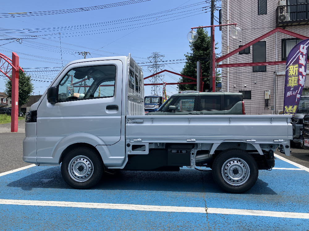 スズキ キャリィ KC 4WD 5MT 8枚目