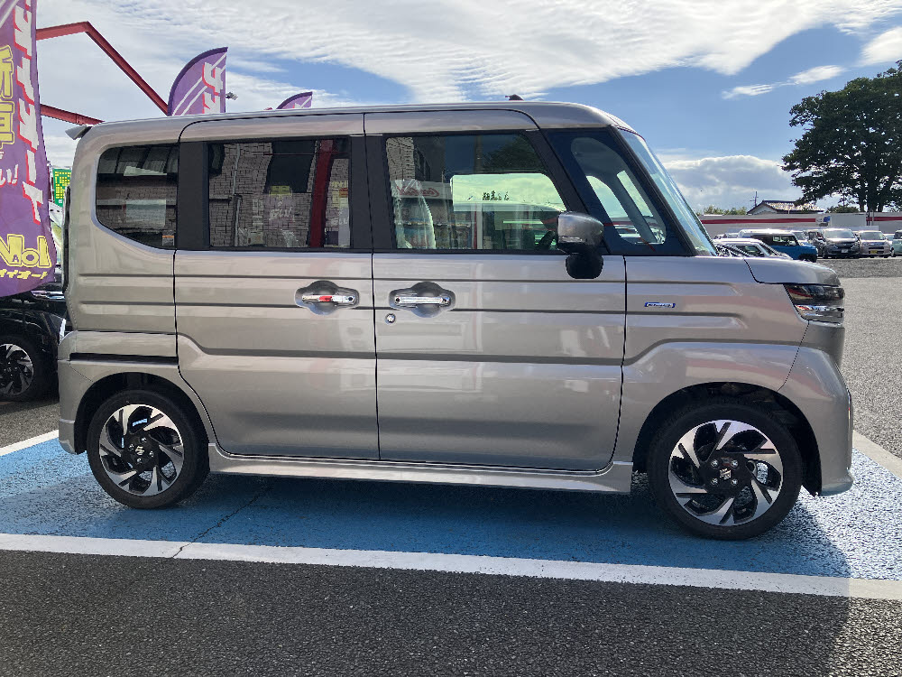 スズキ スペーシアカスタム HYBRID XS ODレス3枚目