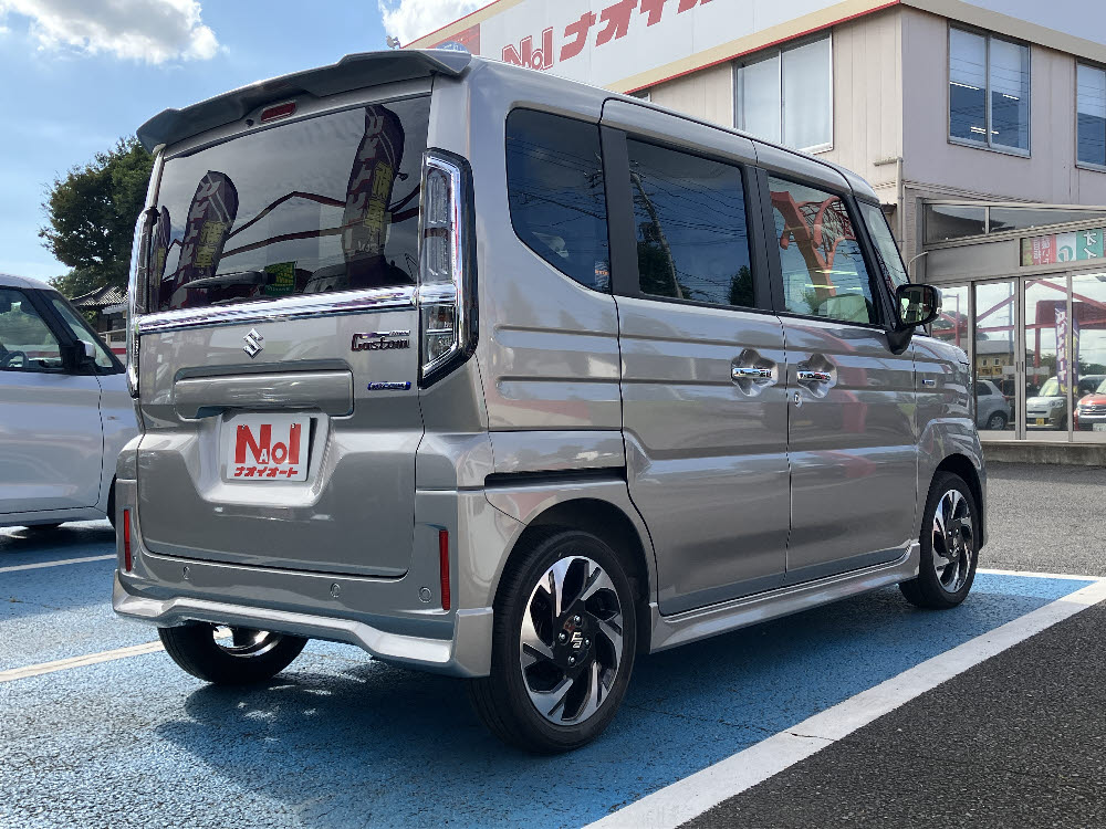 スズキ スペーシアカスタム HYBRID XS ODレス4枚目