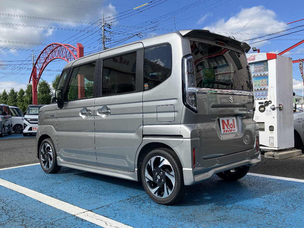 スズキ スペーシアカスタム HYBRID XS ODレス6枚目