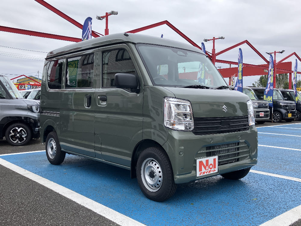 スズキ　エブリィバンPA　2WD AT2枚目