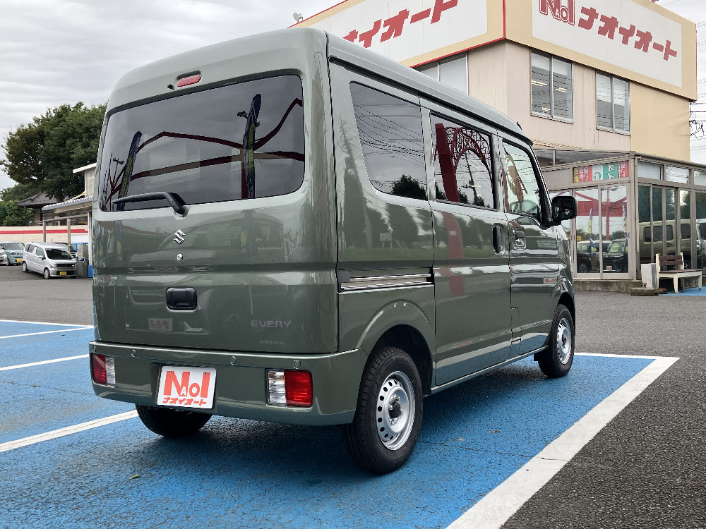 スズキ　エブリィバンPA　2WD AT4枚目