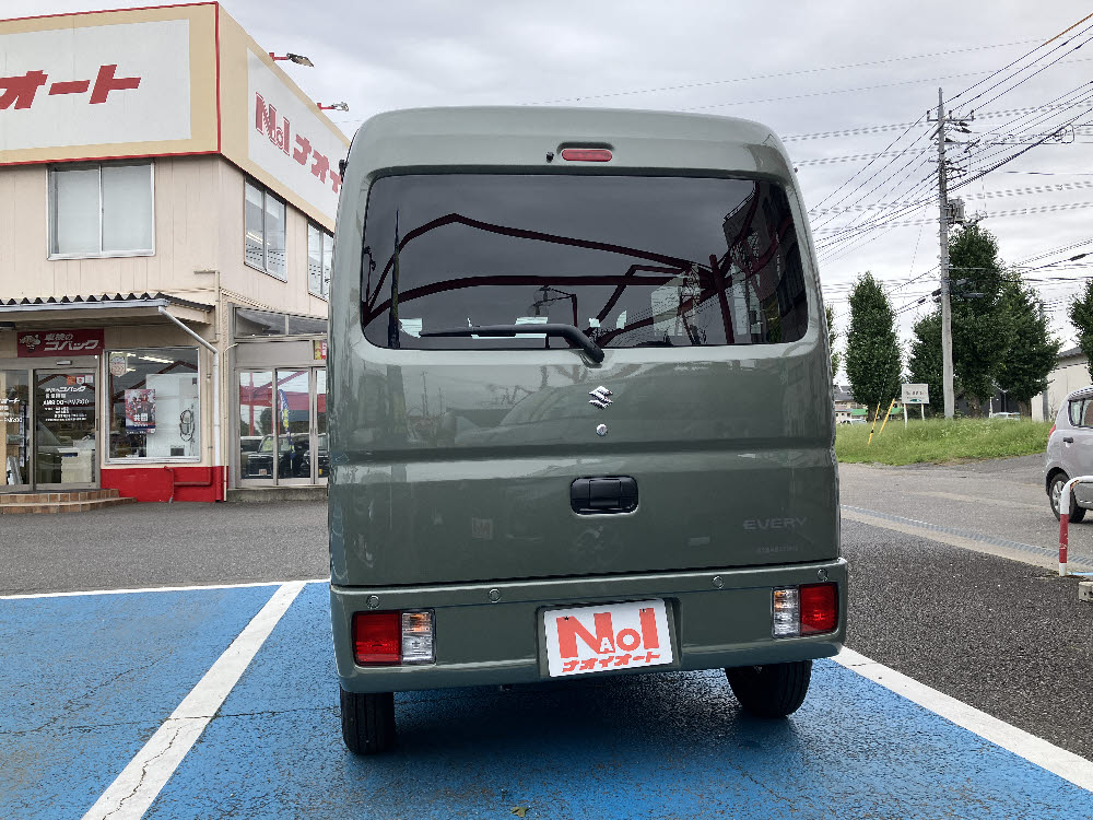 スズキ　エブリィバンPA　2WD AT5枚目