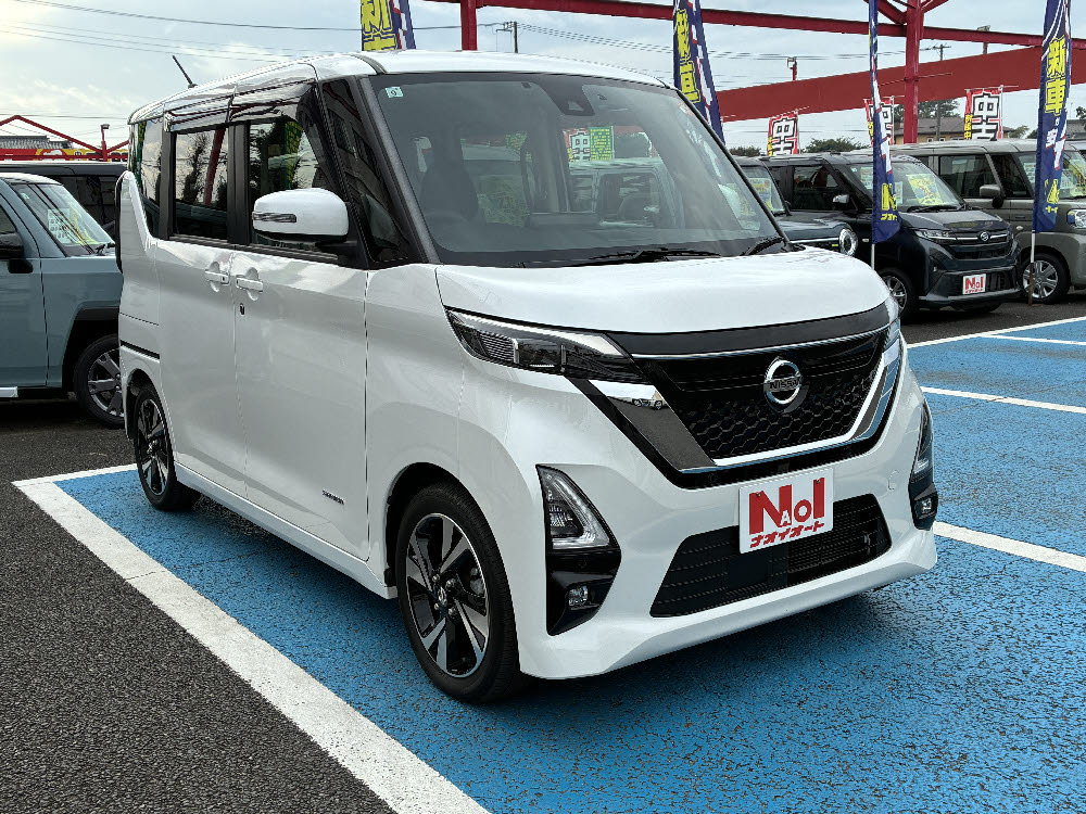 ニッサン ルークス ハイウェイスター Gターボ プロパイロットED2枚目