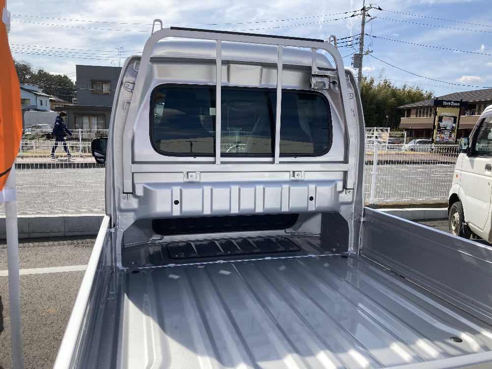 スズキ　スーパーキャリートラック Xリミテッド 4WD AT　ODレス2枚目