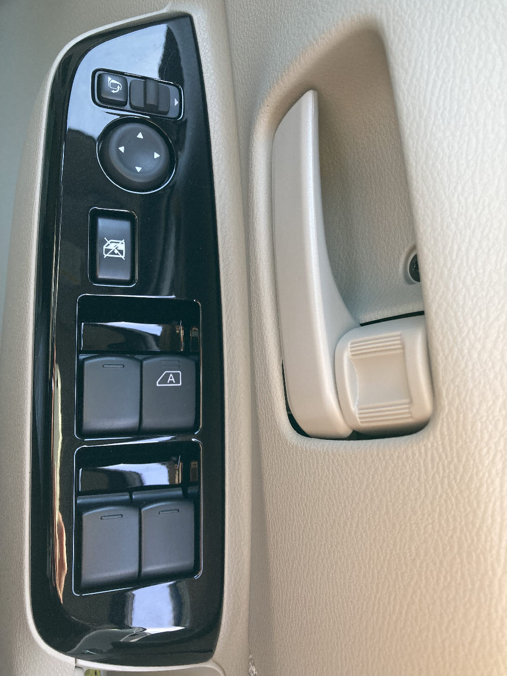 ニッサン　ルークス　X ODレス9枚目