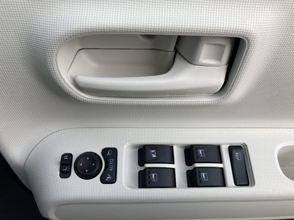 ダイハツ　ムーヴキャンバス　ストライプスX　ODレス9枚目