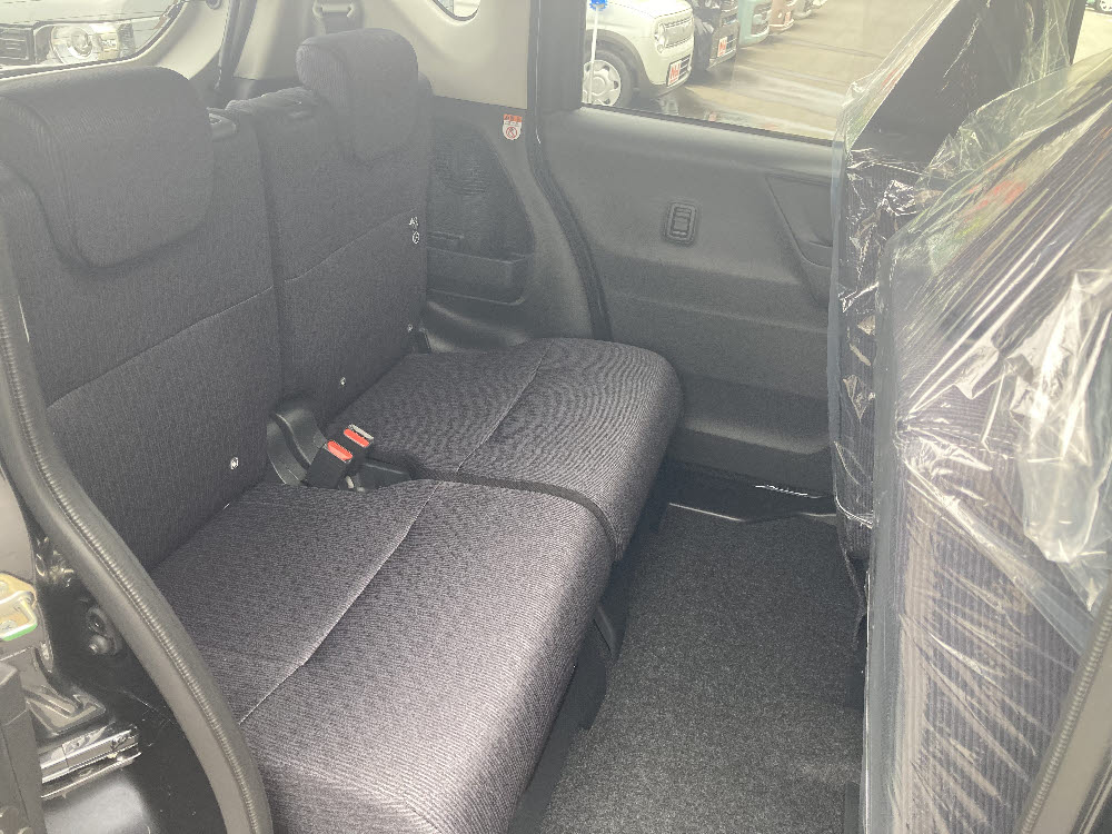 ダイハツ　ムーヴ　G　9インチDO付9枚目