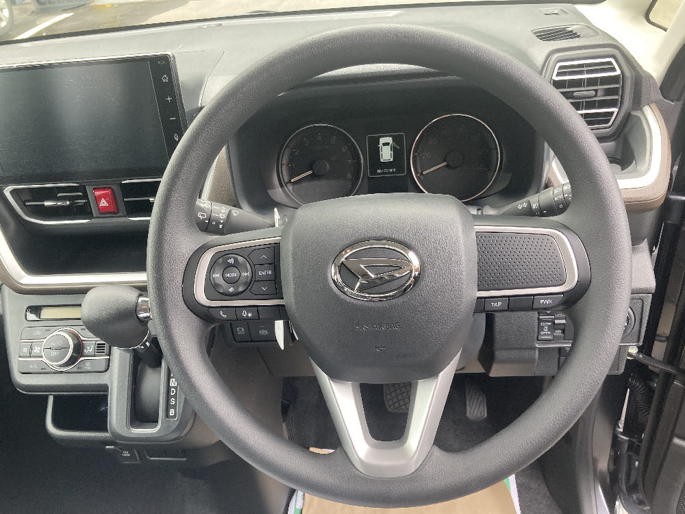 ダイハツ　ムーヴ　G　9インチDO付13枚目