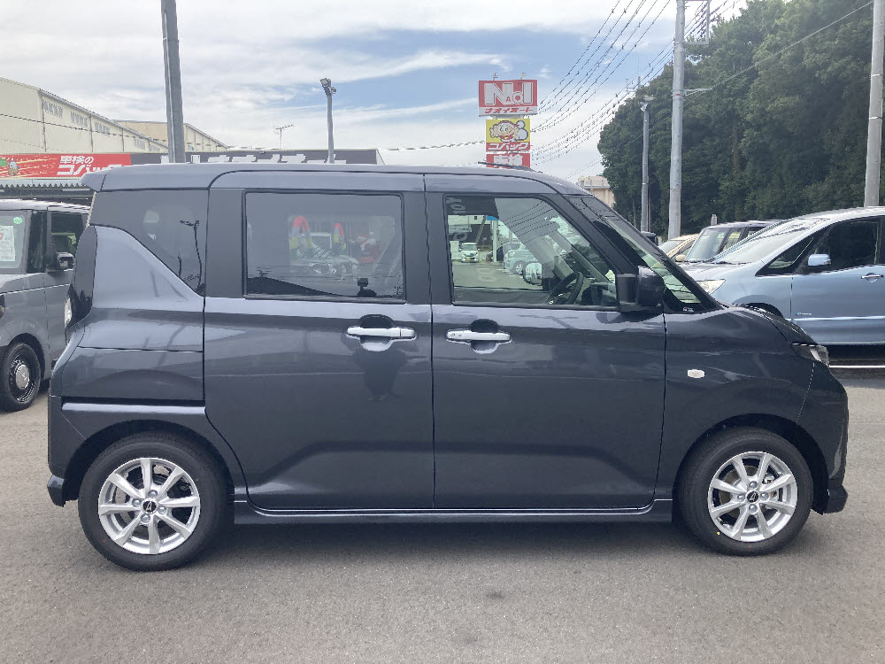 ダイハツ　ムーヴ　G　9インチDO付6枚目