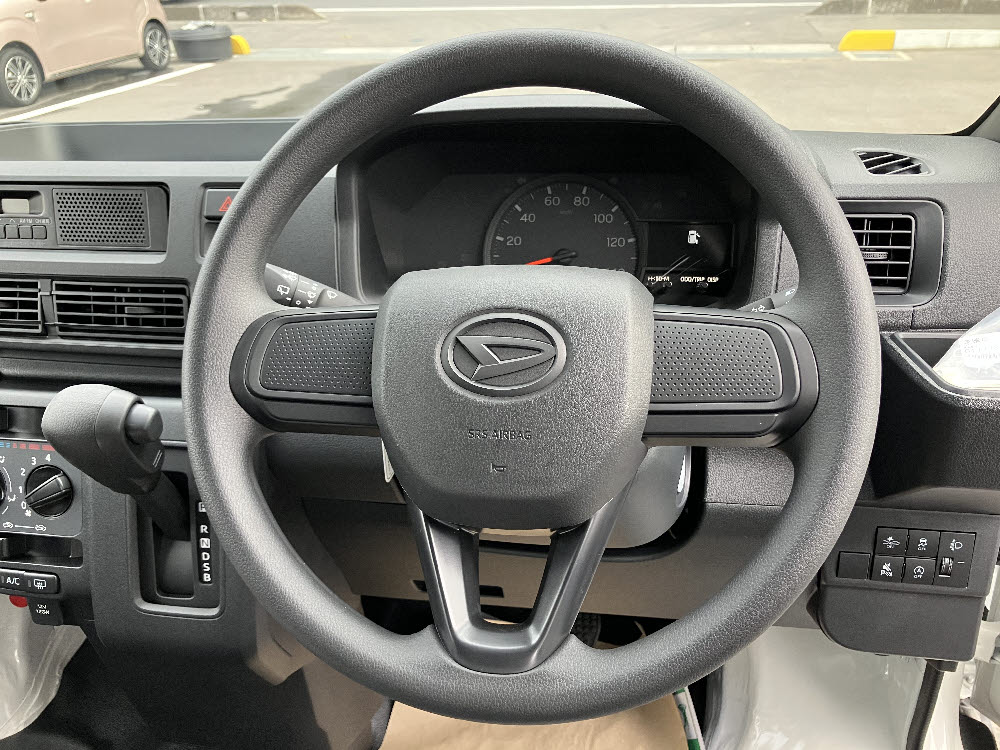 ダイハツ　ハイゼットカーゴ　デラックス14枚目