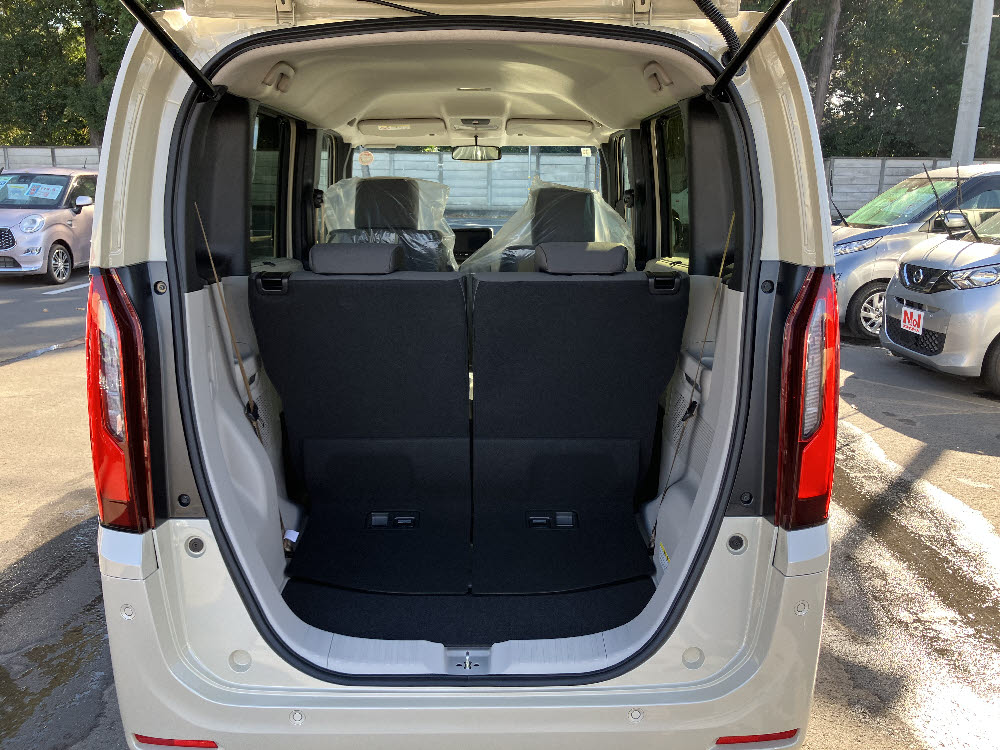 ホンダ　Ｎ ＢＯＸ　8インチナビ付（VXM-245ZFEi）10枚目