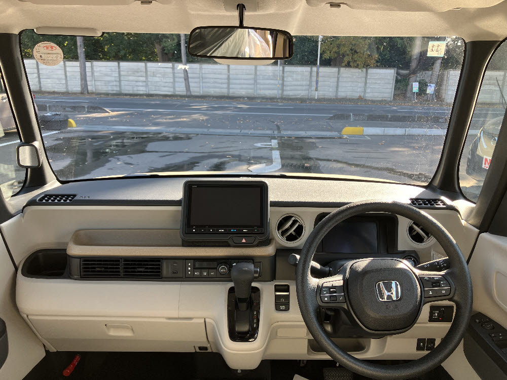 ホンダ　Ｎ ＢＯＸ　8インチナビ付（VXM-245ZFEi）14枚目