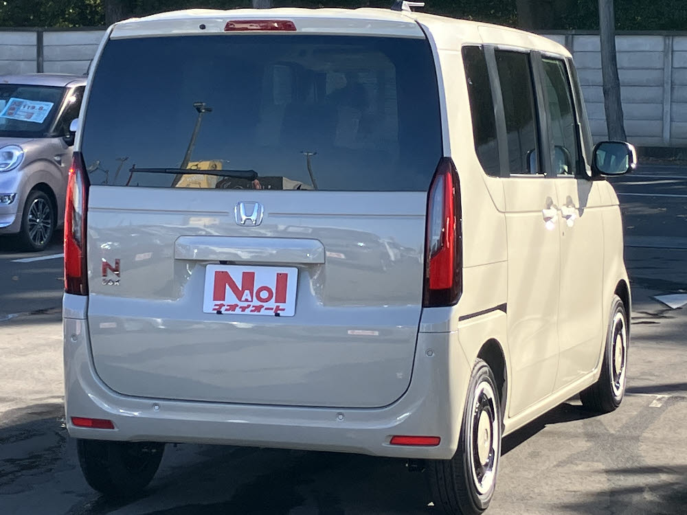 ホンダ　Ｎ ＢＯＸ　8インチナビ付（VXM-245ZFEi）8枚目