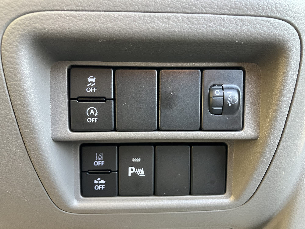 スズキ　エブリィバン　PAリミテッド　2WD　CVT16枚目