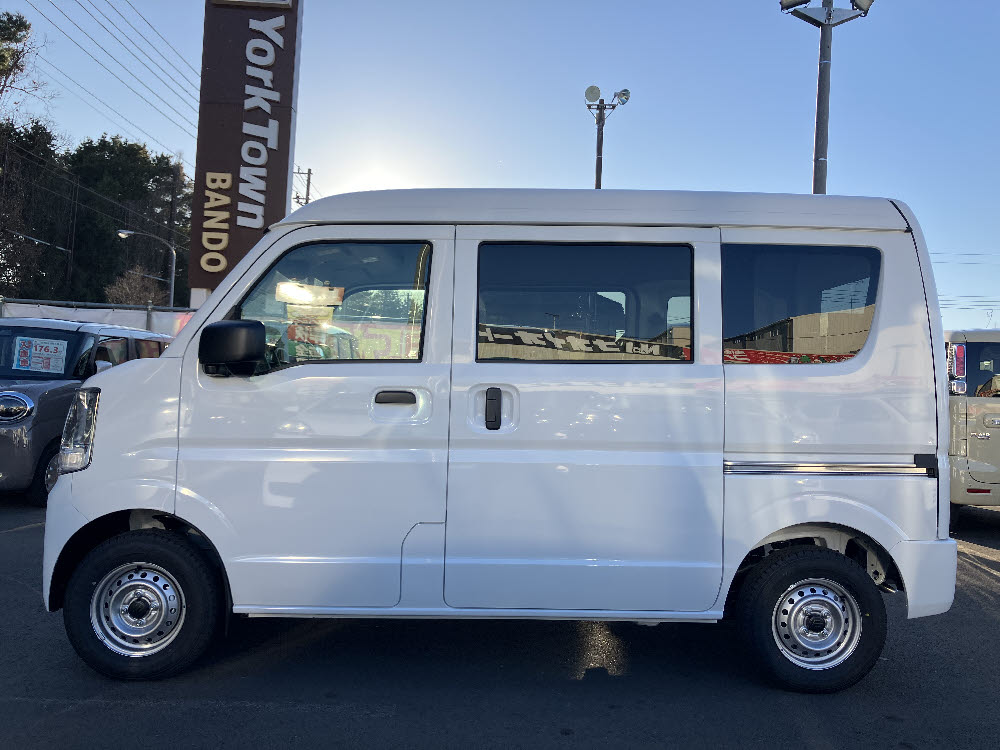 スズキ　エブリィバン　PAリミテッド　2WD　CVT3枚目