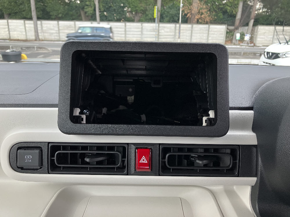 ダイハツ　ムーヴキャンバス　ストライプスX  UGP　ODレス18枚目