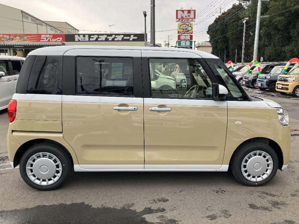 ダイハツ　ムーヴキャンバス　ストライプスX  UGP　ODレス3枚目