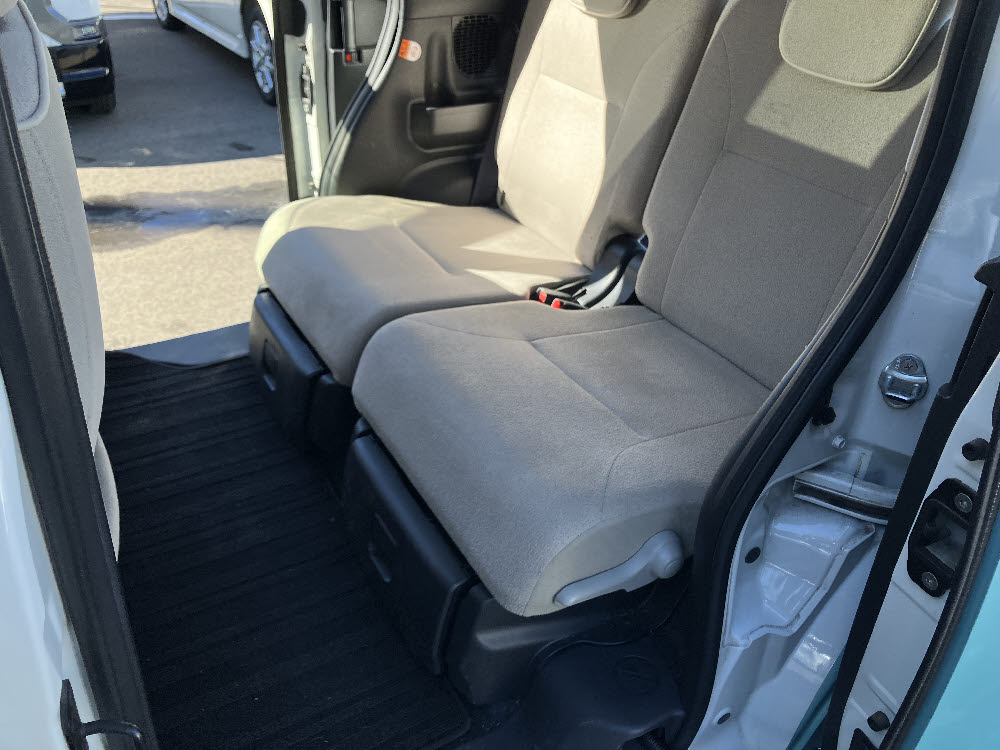 ダイハツ　ムーヴキャンバス　Xメイクアップリミテッド　SAⅢ10枚目