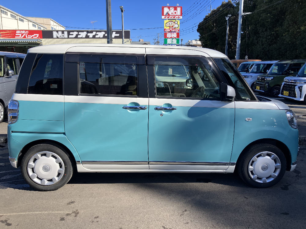 ダイハツ　ムーヴキャンバス　Xメイクアップリミテッド　SAⅢ3枚目