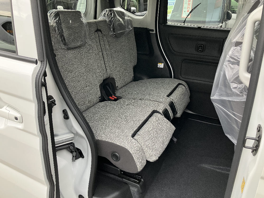 スズキ　スペーシア　X　2WD　ODレス　12枚目