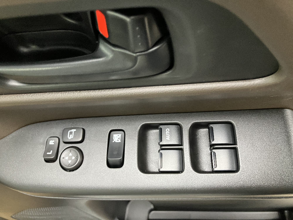 スズキ　スペーシア　X　2WD　ODレス　16枚目