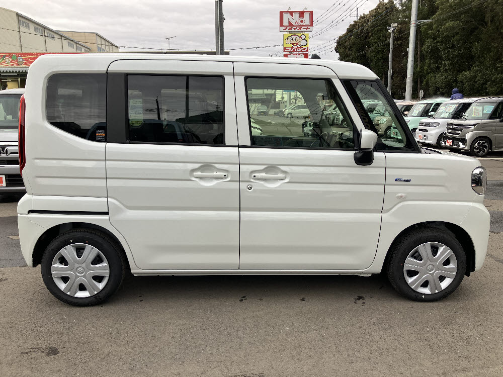 スズキ　スペーシア　X　2WD　ODレス　3枚目