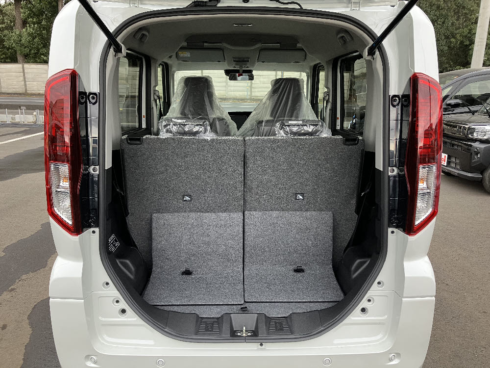 スズキ　スペーシア　X　2WD　ODレス　8枚目