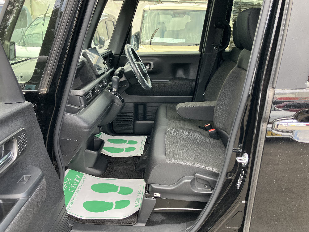 ホンダ　Ｎ ＢＯＸカスタム　15枚目