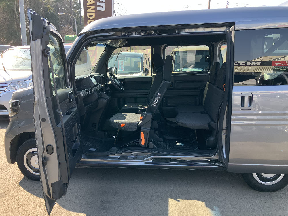 ホンダ　Ｎ ＶＡＮ+スタイル　ファンホンダセンシング11枚目