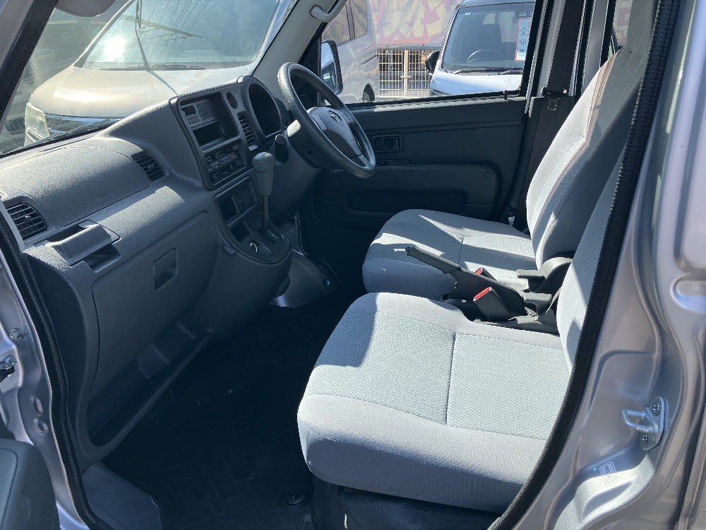 ダイハツ　ハイゼットカーゴ　デラックス13枚目