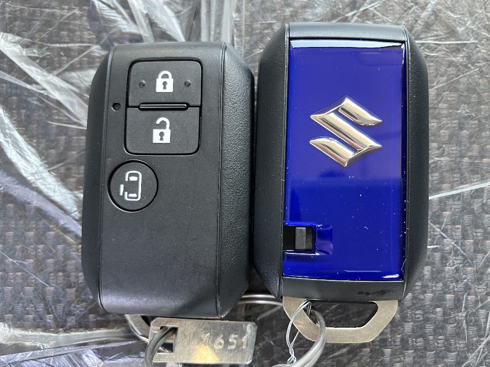 スズキ　スペーシアカスタム　HYBRID　GS　8インチナビ16枚目